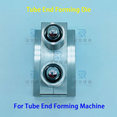 İyi bir fiyat. HSS Pier Tube Die For High Speed End Forming Machine 4 pozisyonlar çevrimiçi